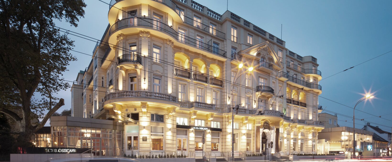 Exterior view hotel building | Parkhotel Schönbrunn in Vienna