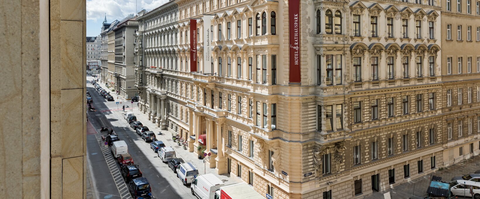 Exterior view | Hotel Rathauspark in Vienna Exterior view entrance | Hotel Rathauspark in Vienna