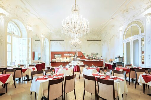 Frühstücksrestaurant | Hotel Schloss Wilhelminenberg in Wien Frühstücksrestaurant mit Buffet | Hotel Schloss Wilhelminenberg in Wien