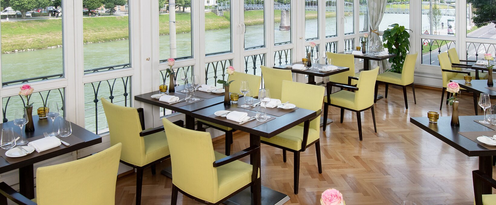 Restaurant "Symphonie" Wintergarten | Hotel Altstadt Salzburg Restaurant "Symphonie" Wintergarten Panorama Salzach | Hotel Altstadt Salzburg