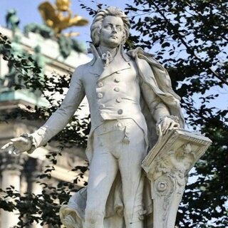 Monument Wolfgang Amadeus Mozart | Burggarten Vienna | © © Viennissima Lifestyle