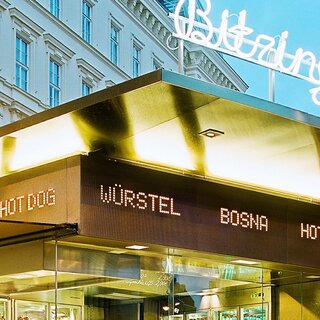 Bitzinger Würstler hinter der Albertina | © Café Bitzinger