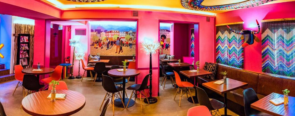 Buntes Interior im Afro Cafe in Salzburg | © Afro Cafe