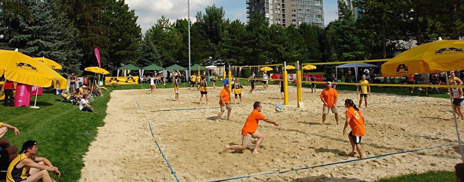 Beachvolleyball wie die Profis in großen Sportanlagen und den besten Voraussetzungen. | © Sportcenter Donaucity