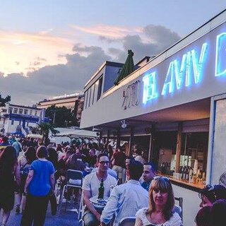 Stylischer Strand am Donaukanal | © Tel Aviv Beach