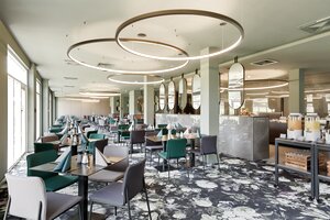 Restaurant mit gedeckten Tischen | Hotel Bosei in Wien