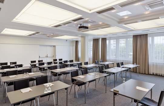 Seminar room Newton "Class room" | Hotel Europa Graz