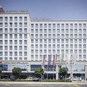 Exterior view hotel building | Hotel Ljubljana in Slovenia