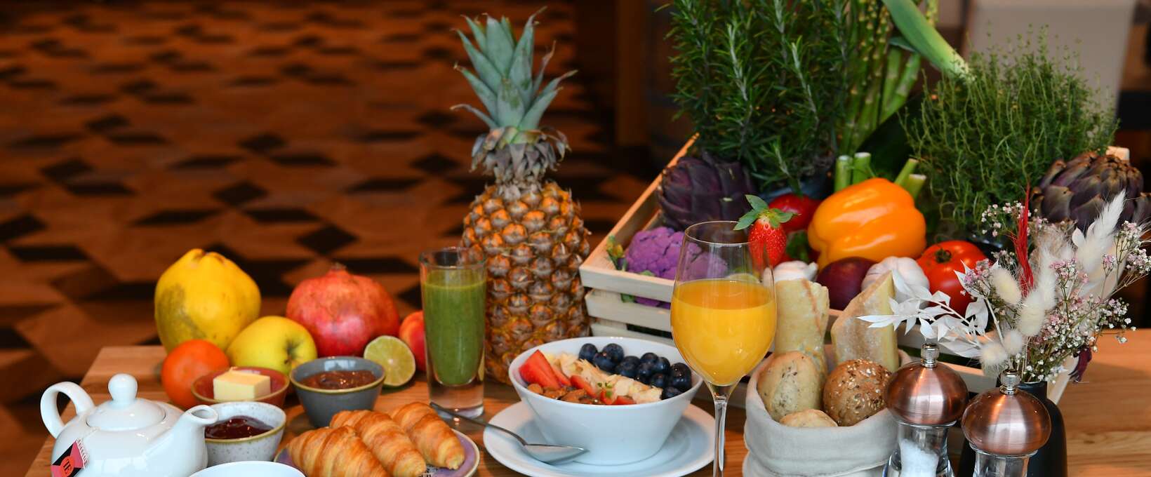 Frühstücksbuffet mit Käse | Hotel Ljubljana in Slowenien