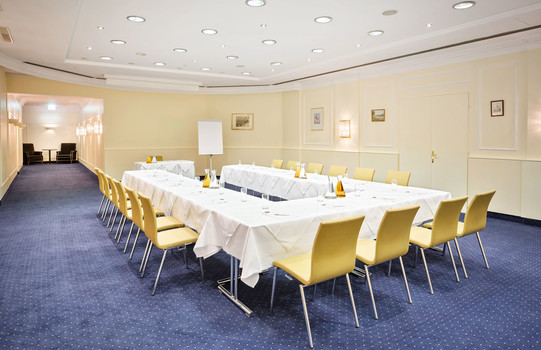 Seminar room Franz Joseph with u-shape | Parkhotel Schönbrunn in Vienna