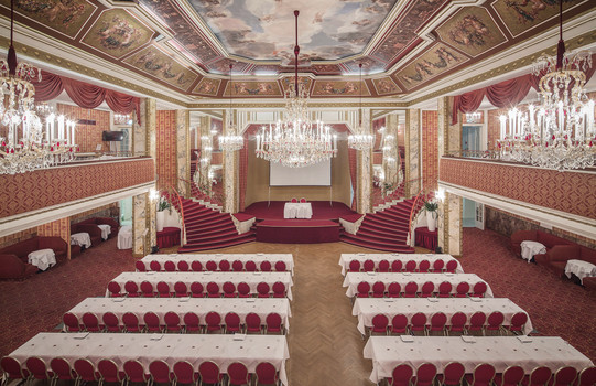 Ballroom stage with stairs and lounges | Parkhotel Schönbrunn in Vienna