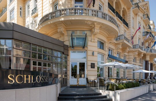Schlosscafé with seating lounge | Parkhotel Schönbrunn in Vienna