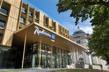 Exterior view entrance area | Radisson Blu Park Royal Palace Hotel in Vienna
