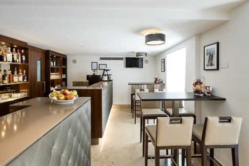 Hotelbar | Hotel Rathauspark in Vienna Hotelbar with counter | Hotel Rathauspark in Vienna