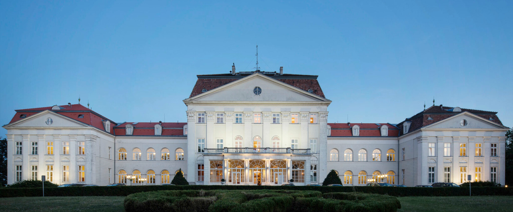 Hotel Schloss Wilhelminenberg **** Viena Austria Trend Hotels