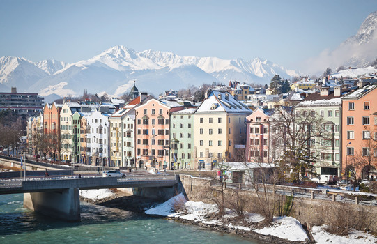 Panorama Innsbruck winter with river | © 2010 | TVB Innsbruck