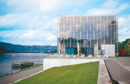 Museum Lentos am Fluss | Linz | © Österreich Werbung | Diejun