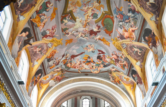 Dom St. Nikolaus Innenansicht | Ljubljana | © Monica Scott