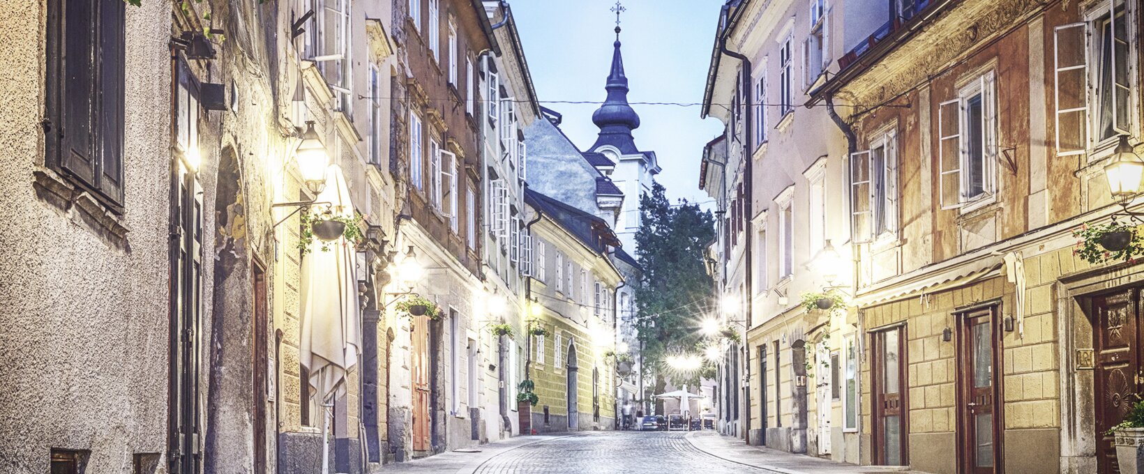 Altstadt bei Nacht | Ljubljana