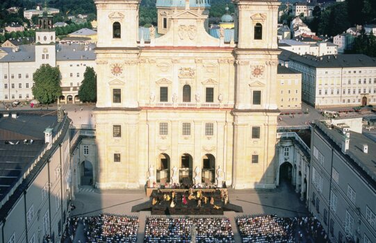 Salzburg festival transmission Kapitelplatz | © Tourismus Salzburg