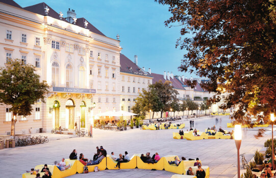 Museum quarter in the evening | Vienna | © Wien Tourismus | Peter Rigaud