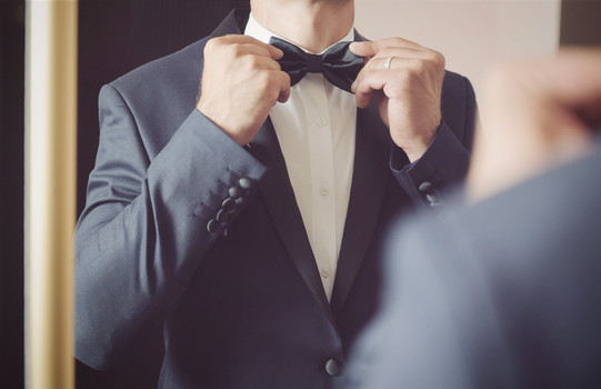  Men with bow tie